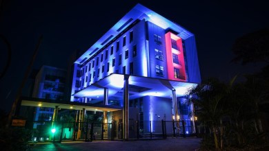 In Kenya, Huawei has been lighting up its office building in white colour from September 8th to 10th in response to the September 9th UN International Day to Protect Education from Attack.